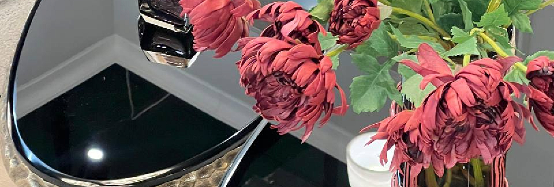 Новое поступление мебели, аксессуаров и света